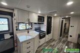 2025 Jayco Jay Flight SLX 321BDS - RV Dealer Ontario