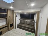 2025 Forest River Wildwood 31KQBTS - RV Dealer Ontario