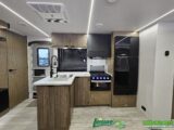 2025 Forest River Wildwood 31KQBTS - RV Dealer Ontario